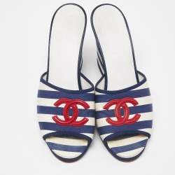 مملوكة مسبقًا Chanel Blue/White Stripe Fabric CC Slide Wedge Sandals Size 39.5
