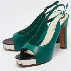 Chanel Green Leather Slingback Slingback Sandals Size 38