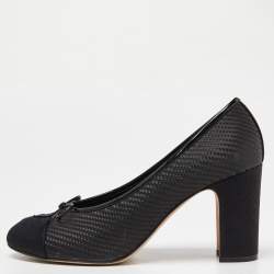 Pre Owned Chanel Black Woven Raffia and Canvas Bow CC Cap Toe Block Heel Pumps Size 39