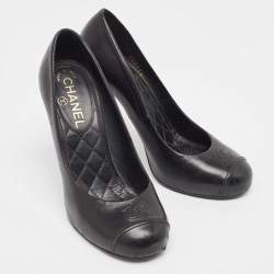 Pre Owned Chanel Black Leather CC Pearl Heel Cap Toe Pumps Size 37