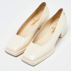 Pre Owned Chanel Beige Patent Leather Square Cap Toe CC Block Heel Pumps Size 38