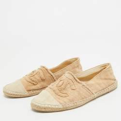 Pre Owned Chanel Beige Canvas  CC Cap Toe Espadrille Flats Size 37