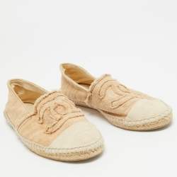 Pre Owned Chanel Beige Canvas  CC Cap Toe Espadrille Flats Size 37