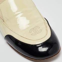 Chanel Black/Cream Patent Slip On Loafers Size 37