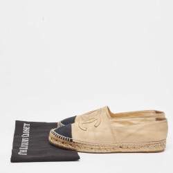 Pre Owned Chanel Beige/Black Canvas and Leather CC Espadrille Flats Size 41