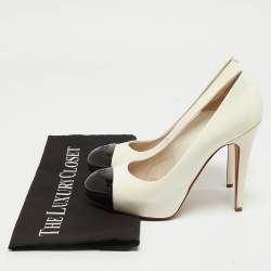 Chanel Off White/Black Patent Leather CC Cap Toe Pumps Size 38