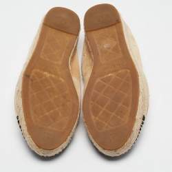 Pre Owned Chanel Beige/Black Suede CC Faux Pearl Embellished Espadrille Flats Size 41