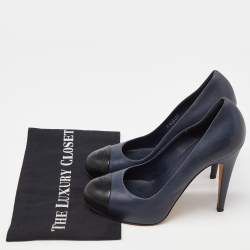Pre Owned Chanel Blue/Black Leather CC Cap Toe Pumps Size 40
