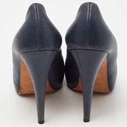 Pre Owned Chanel Blue/Black Leather CC Cap Toe Pumps Size 40