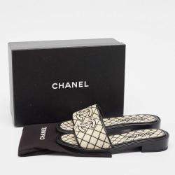Chanel Cream/Black Shearing Fur Quilted Slide Sandals Size 41.5