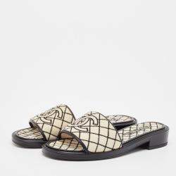 Chanel Cream/Black Shearing Fur Quilted Slide Sandals Size 41.5