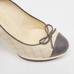 Pre Owned Chanel Grey/Cream Leather and Canvas CC Bow Platform Pumps Size 36
