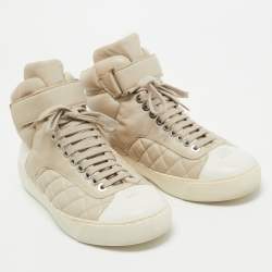 Pre Owned Chanel White/Pink Quilted Leather CC High Top Sneakers Size 35