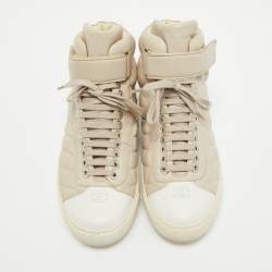 Pre Owned Chanel White/Pink Quilted Leather CC High Top Sneakers Size 35
