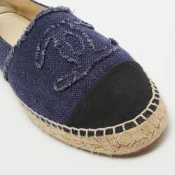 Pre Owned Chanel Blue/Black Denim CC Espadrille Flats Size 42