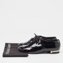 Chanel Black Patent Leather CC Lace Up Oxfords Size 40.5 