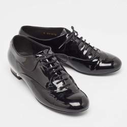 Chanel Black Patent Leather CC Lace Up Oxfords Size 40.5 
