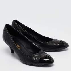 Pre Owned Chanel Black Quilted Leather CC Cap Toe Pumps Size 37