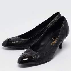 Pre Owned Chanel Black Quilted Leather CC Cap Toe Pumps Size 37