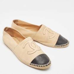 Pre Owned Chanel Beige/Black Leather CC Espadrille Flats Size 40