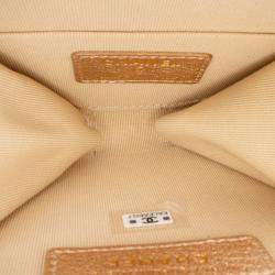 Pre Owned Chanel Gold Metallic Quilted Lambskin Round Clip On Coin Purse Airpods Case