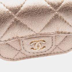 Pre Owned Chanel Gold Metallic Quilted Lambskin Round Clip On Coin Purse Airpods Case