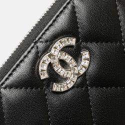 Pre Owned Chanel Black Quilted Lambskin CC Crystal Coin Pouch