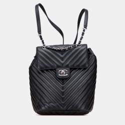 مملوكة مسبقًا Chanel Mini Chevron Calfskin Urban Spirit Backpack
