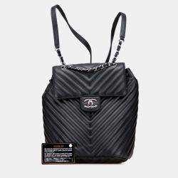 مملوكة مسبقًا Chanel Mini Chevron Calfskin Urban Spirit Backpack