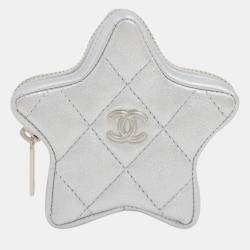 Pre Owned Chanel Metallic Lambskin Walk Of Fame Star Clip On Coin Purse