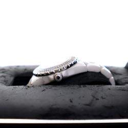 مملوكة مسبقًا ساعة يد نسائية شانيل J12 كوارتز بيضاء سيراميك ستانلس ستيل 33 مم