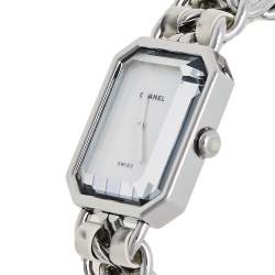 مملوكة مسبقًا Chanel Mother of Pearl Stainless Steel Leather Premiere H1639 Women's Wristwatch 26mm x 20mm