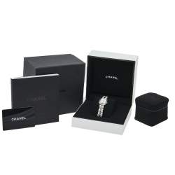 مملوكة مسبقًا Chanel Mother of Pearl Stainless Steel Leather Premiere H1639 Women's Wristwatch 26mm x 20mm