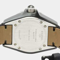 مملوكة مسبقًا Chanel Black Ceramic And Stainless Steel J12 H0680 Quartz Women's Wristwatch 33 mm