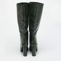 مملوكة مسبقًا حذاء بوت تشارلز و كيث بطول الركبة جلد منقوش كروك أخضر مقاس 40