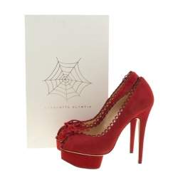 مملوكة مسبقًا حذاء كعب عالي شارلوت أوليمبيا دافن سويدي أحمر حواف مموجة مقدمة مفتوحة مقاس 39.5