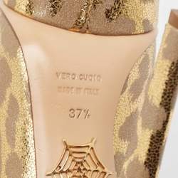 Pre Owned Charlotte Olympia Gold/Grey Leather Dolly Platform Pumps Size 37.5