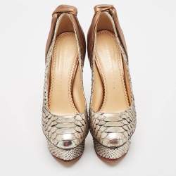 مملوكة مسبقًا Charlotte Olympia Gold/Silver Python Leather Platform Pumps Size 37.5