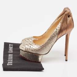 مملوكة مسبقًا Charlotte Olympia Gold/Silver Python Leather Platform Pumps Size 37.5