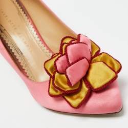 Pre Owned Charlotte Olympia Pink Satin Flower Detail Pointed Toe Pumps Size 39