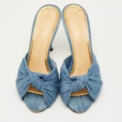 مملوكة مسبقًا Charlotte Olympia Size 35 Blue Denim Knotted Slide Sandals