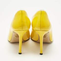 مملوكة مسبقًا حذاء كعب عالي شارلوت أوليمبيا ديبي جلد أصفر فاتح لامع مقاس 38