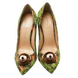 Pre Owned حذاء كعب عالي شارلوت أوليمبيا مقدمة مدببة بير نسيسيتيز ساتان مطبوع أخضر مقاس 38