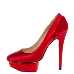 Pre Owned حذاء كعب عالى شارلوت أوليمبيا نعل سميك بالوما ساتان أحمر مقاس 37.5