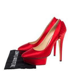 Pre Owned حذاء كعب عالى شارلوت أوليمبيا نعل سميك بالوما ساتان أحمر مقاس 37.5