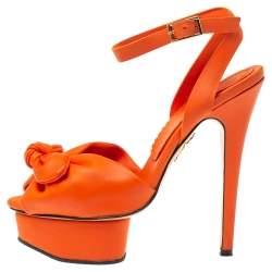 Pre Owned Charlotte Olympia Orange Vinyl Leather Serena Bow Ankle Strap Platform Sandals Size 35.5