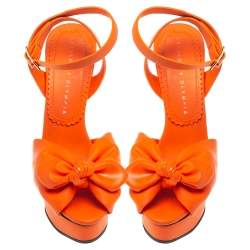 Pre Owned Charlotte Olympia Orange Vinyl Leather Serena Bow Ankle Strap Platform Sandals Size 35.5