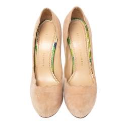 Pre Owned Charlotte Olympia Beige Suede Scalloped Platform Pumps Size 39