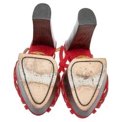 Pre Owned صندل شارلوت اوليمبيا قماش أحمرسيور سير كاحل نعل سميك مقاس 39