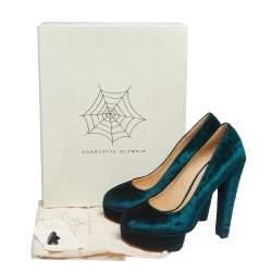 Charlotte Olympia Green Textured Velvet Dolly Platform Pumps Size 39